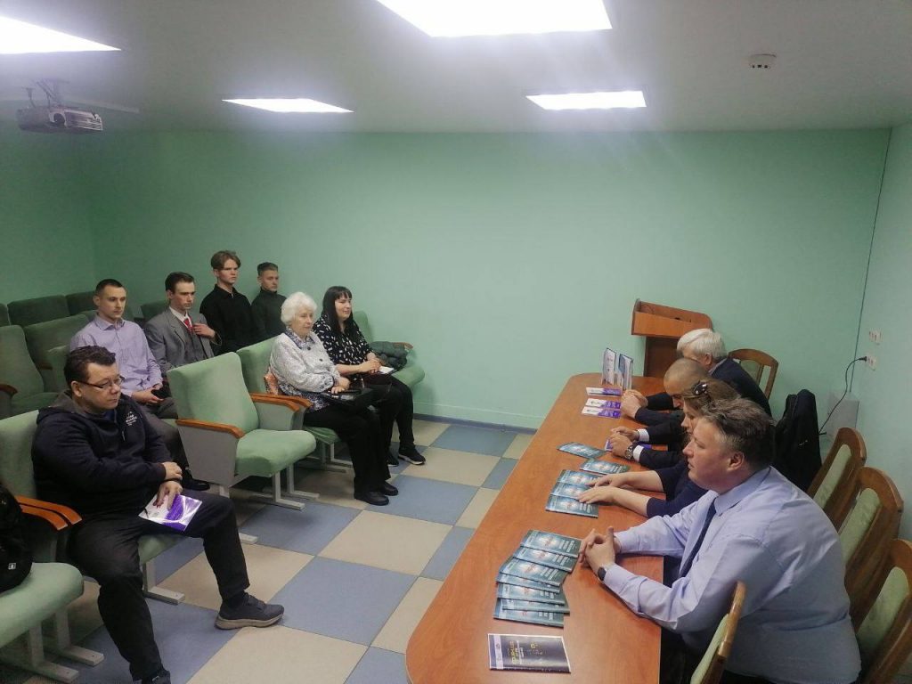 В Витебске презентовали доклад об информационной агрессии Запада против СГ и обсудили проведение «Бессмертного полка»